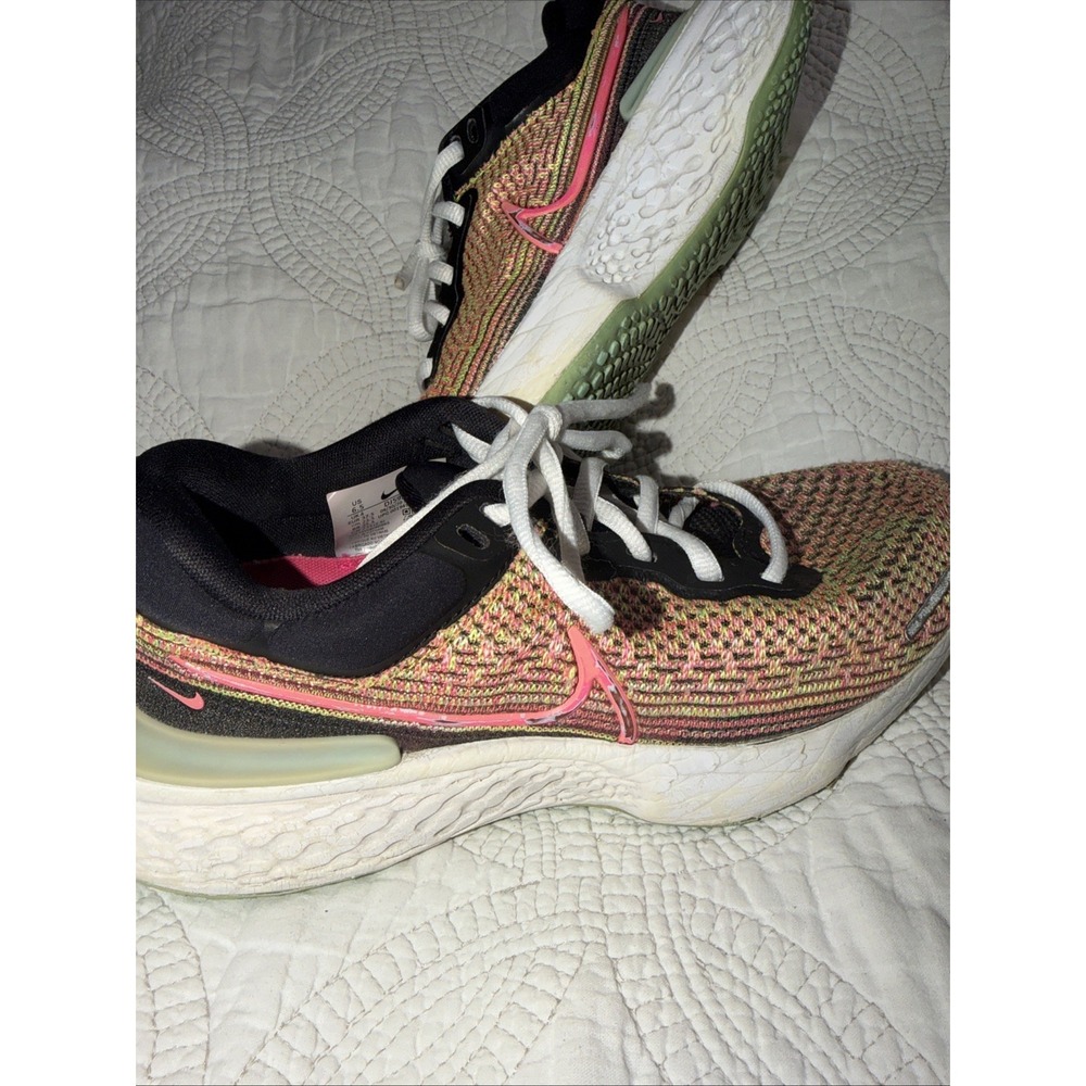 Nike ZoomX Invincible Run Flyknit 3 Women's Sz 6.5 Running Shoes Multi Color